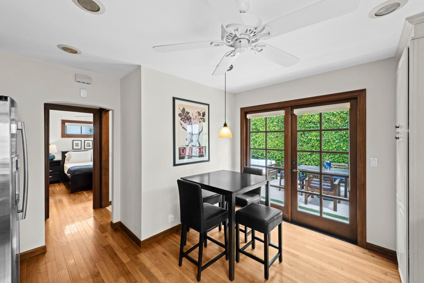 West Hollywood, California, 90046, United States, 3 Bedrooms Bedrooms, ,2 BathroomsBathrooms,Residential,For Sale,1858617
