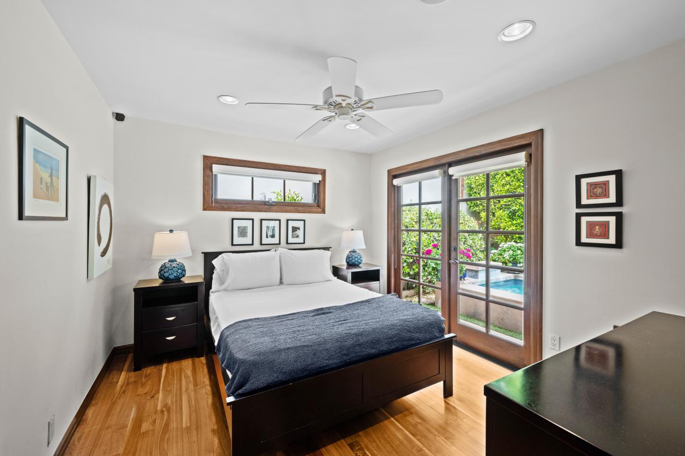 West Hollywood, California, 90046, United States, 3 Bedrooms Bedrooms, ,2 BathroomsBathrooms,Residential,For Sale,1858617