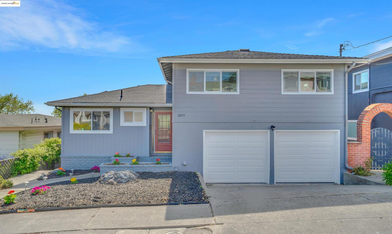 El Cerrito, California, 94530, United States, 4 Bedrooms Bedrooms, ,2 BathroomsBathrooms,Residential,For Sale,1858615