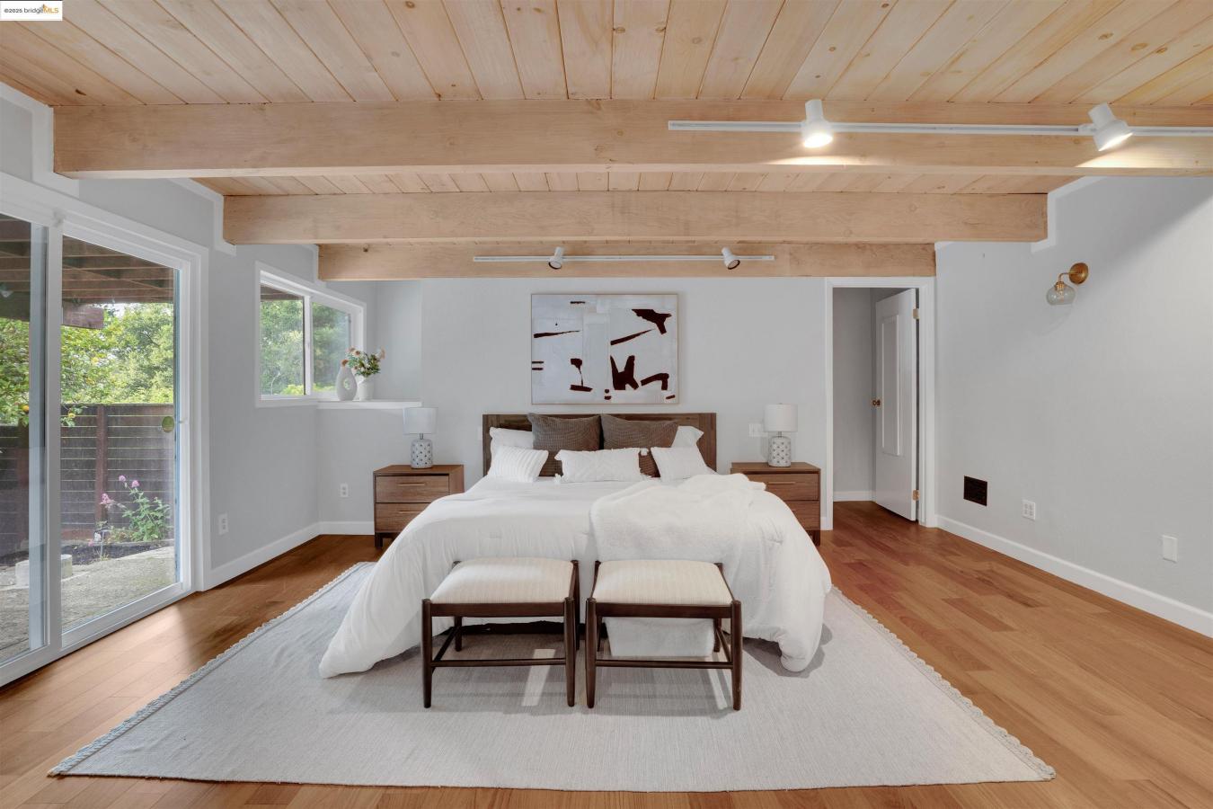 El Cerrito, California, 94530, United States, 4 Bedrooms Bedrooms, ,2 BathroomsBathrooms,Residential,For Sale,1858615