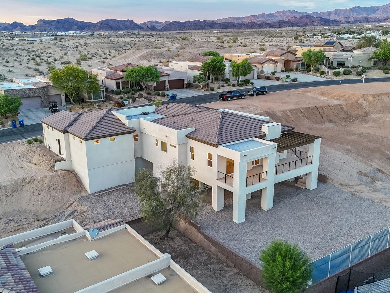 Lake Havasu City, Arizona, 86404, United States, 4 Bedrooms Bedrooms, ,4 BathroomsBathrooms,Residential,For Sale,1858608