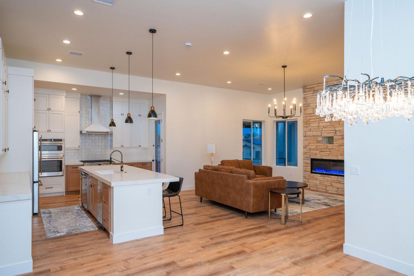 Lake Havasu City, Arizona, 86404, United States, 4 Bedrooms Bedrooms, ,4 BathroomsBathrooms,Residential,For Sale,1858608