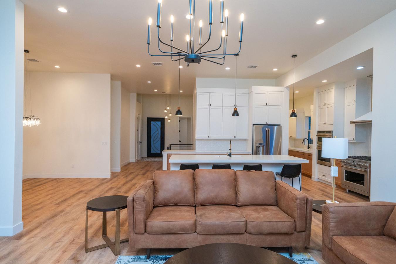 Lake Havasu City, Arizona, 86404, United States, 4 Bedrooms Bedrooms, ,4 BathroomsBathrooms,Residential,For Sale,1858608