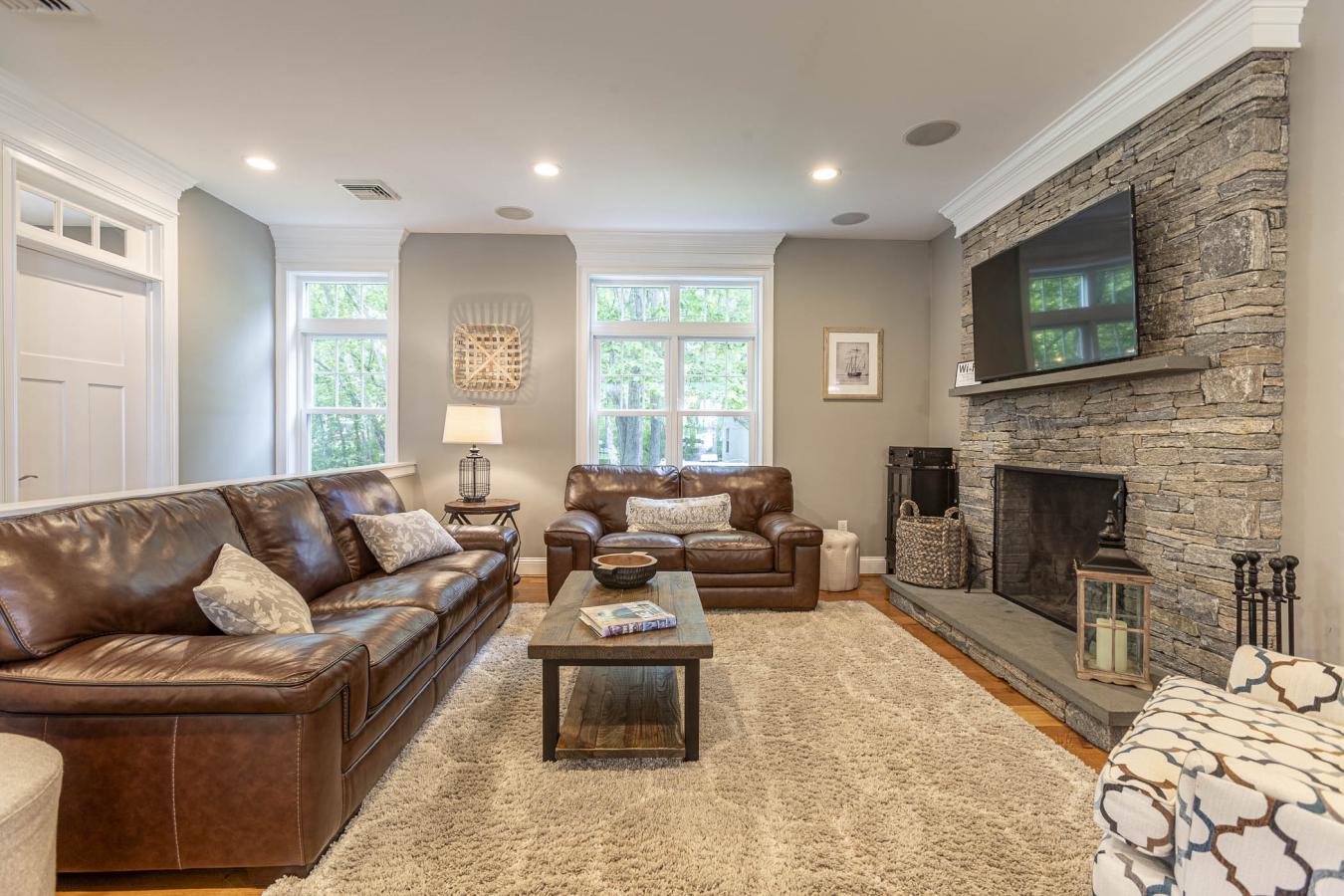 Coventry, Connecticut, 06238, United States, 4 Bedrooms Bedrooms, ,4 BathroomsBathrooms,Residential,For Sale,1843238