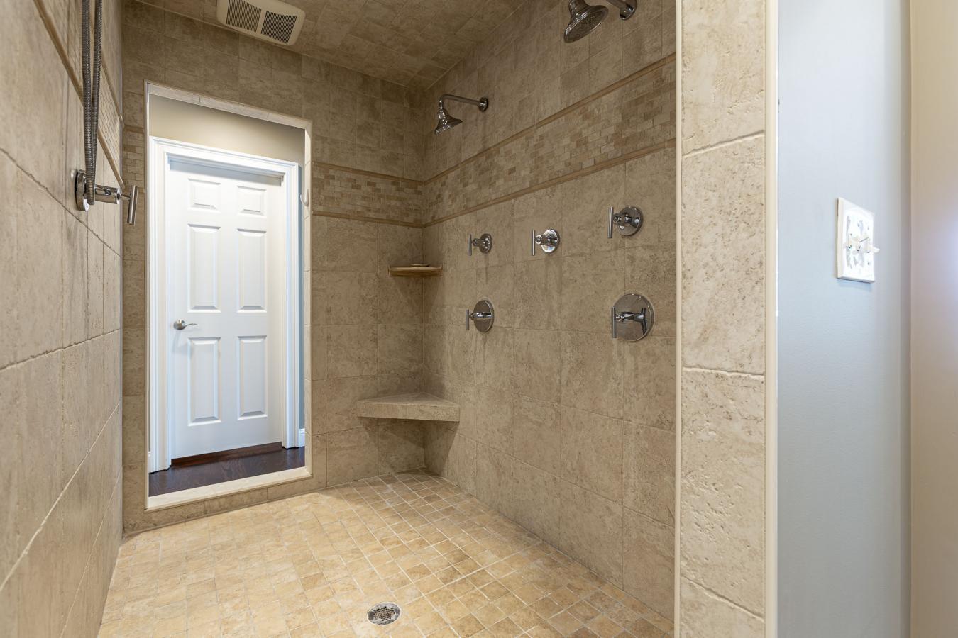 Coventry, Connecticut, 06238, United States, 4 Bedrooms Bedrooms, ,4 BathroomsBathrooms,Residential,For Sale,1843238