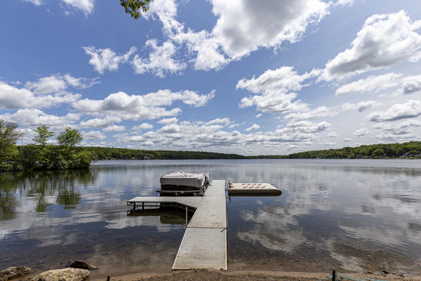 Coventry, Connecticut, 06238, United States, 4 Bedrooms Bedrooms, ,4 BathroomsBathrooms,Residential,For Sale,1843238