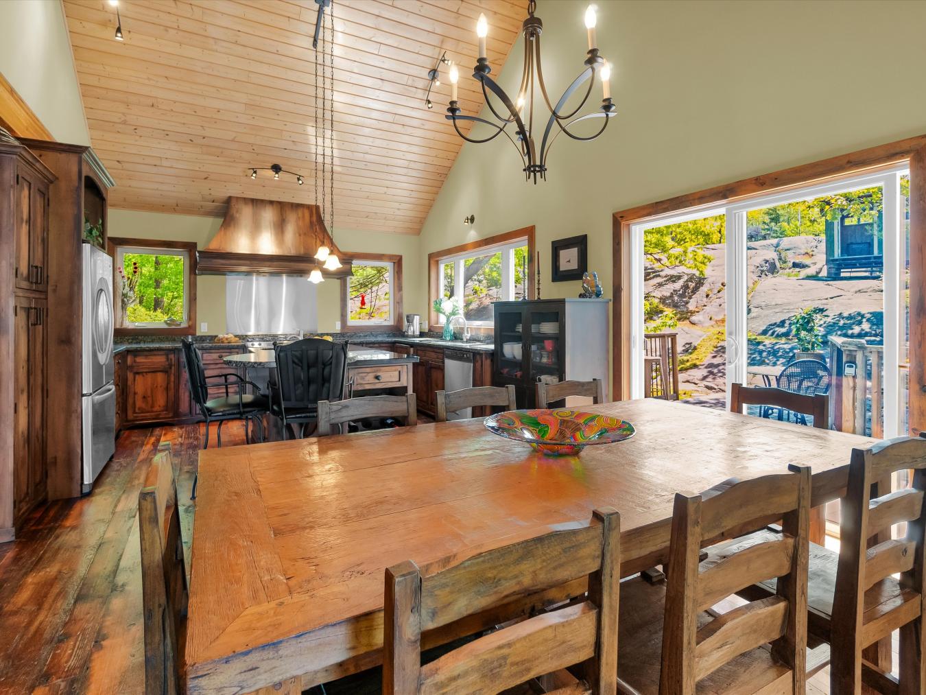 Georgian Bay, Muskoka, P0E 1E0, Canada, 3 Bedrooms Bedrooms, ,2 BathroomsBathrooms,Residential,For Sale,1858605