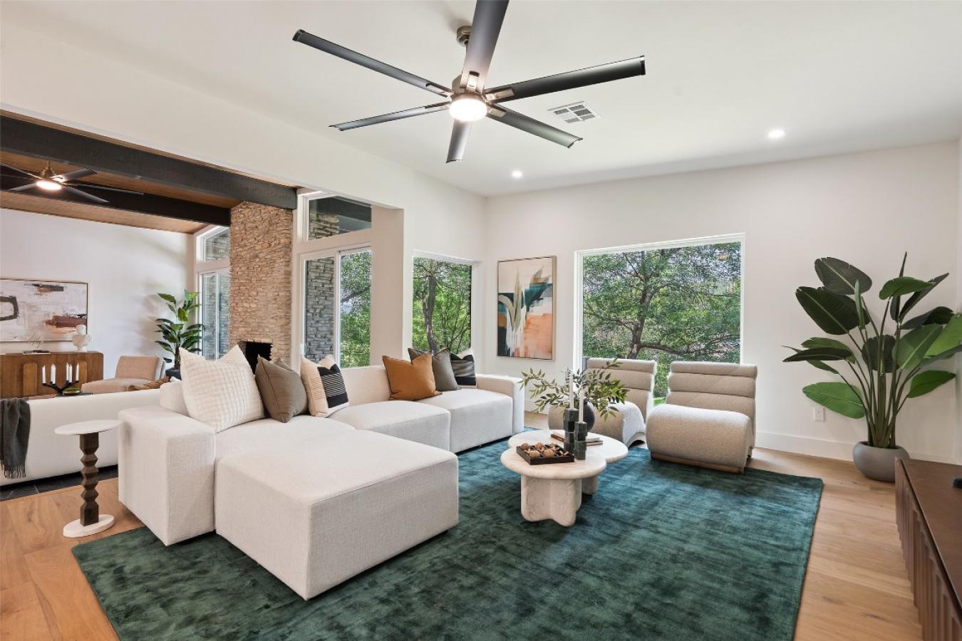 Austin, Texas, 78731, United States, 4 Bedrooms Bedrooms, ,2 BathroomsBathrooms,Residential,For Sale,1858598