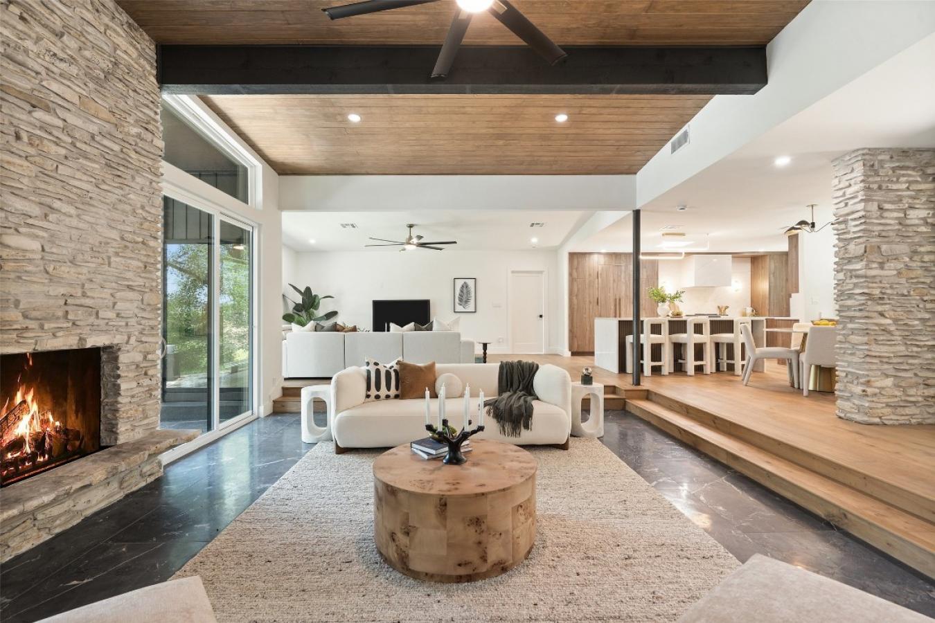 Austin, Texas, 78731, United States, 4 Bedrooms Bedrooms, ,2 BathroomsBathrooms,Residential,For Sale,1858598