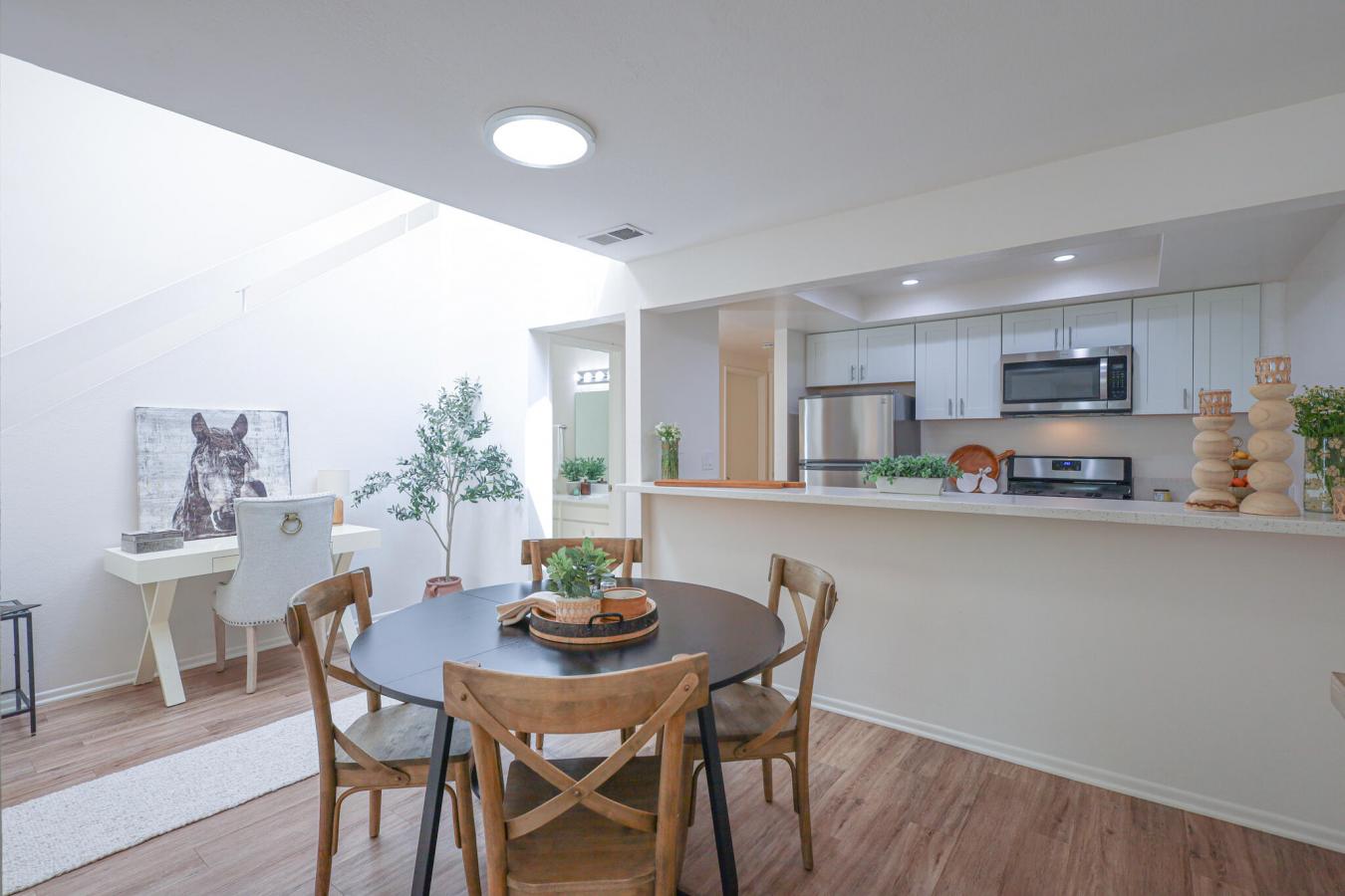 SANTA BARBARA, Santa Barbara, 93109, United States, 2 Bedrooms Bedrooms, ,2 BathroomsBathrooms,Residential,For Sale,1858597