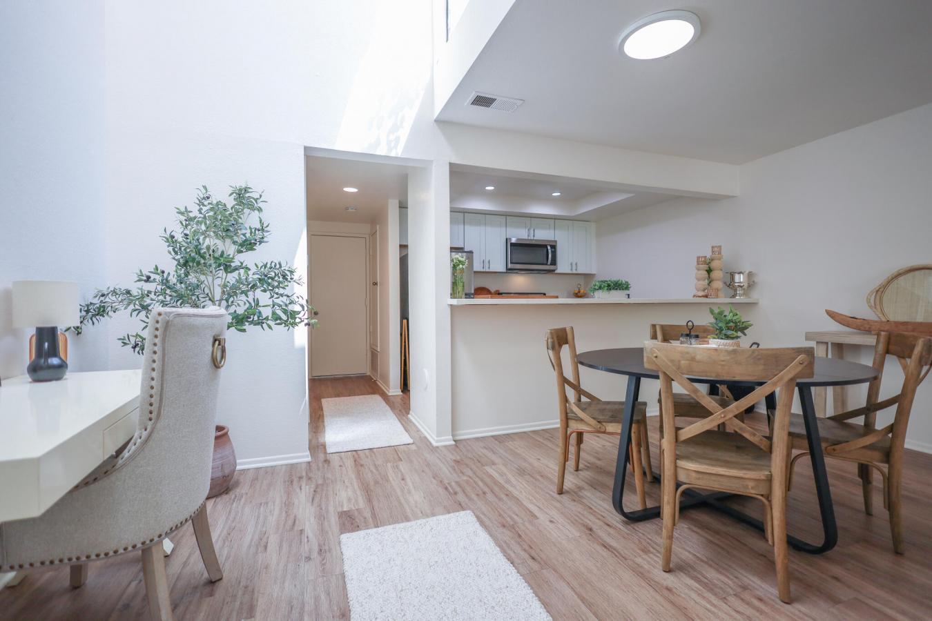 SANTA BARBARA, Santa Barbara, 93109, United States, 2 Bedrooms Bedrooms, ,2 BathroomsBathrooms,Residential,For Sale,1858597