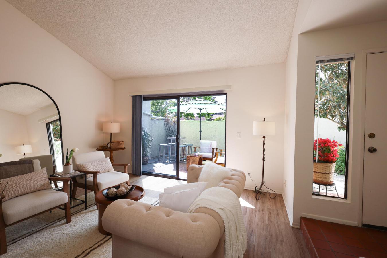 SANTA BARBARA, Santa Barbara, 93109, United States, 2 Bedrooms Bedrooms, ,2 BathroomsBathrooms,Residential,For Sale,1858597