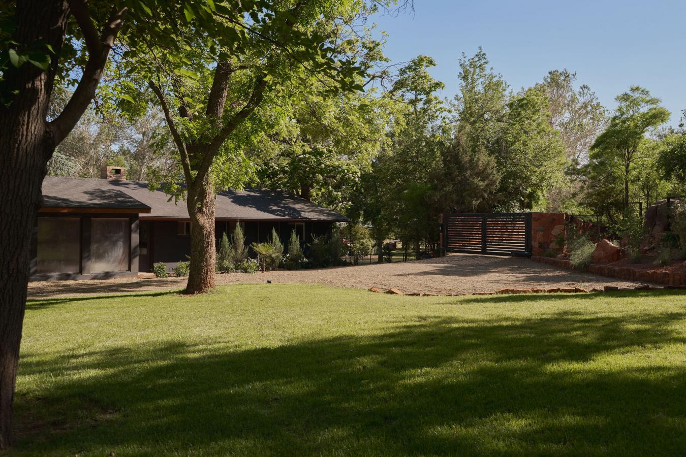 Sedona, Yavapai, 86351, United States, 2 Bedrooms Bedrooms, ,2 BathroomsBathrooms,Residential,For Sale,1844428