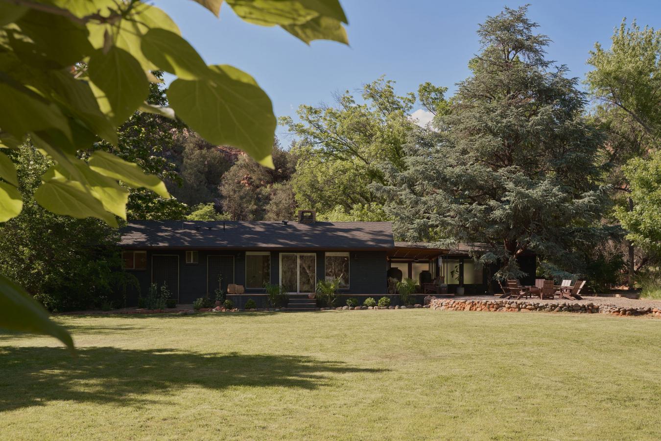 Sedona, Yavapai, 86351, United States, 2 Bedrooms Bedrooms, ,2 BathroomsBathrooms,Residential,For Sale,1844428