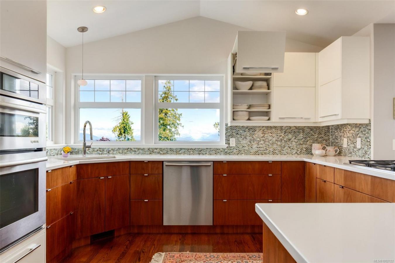 Nanaimo, BC, V9V 1R5, Canada, 5 Bedrooms Bedrooms, ,3 BathroomsBathrooms,Residential,For Sale,1858588