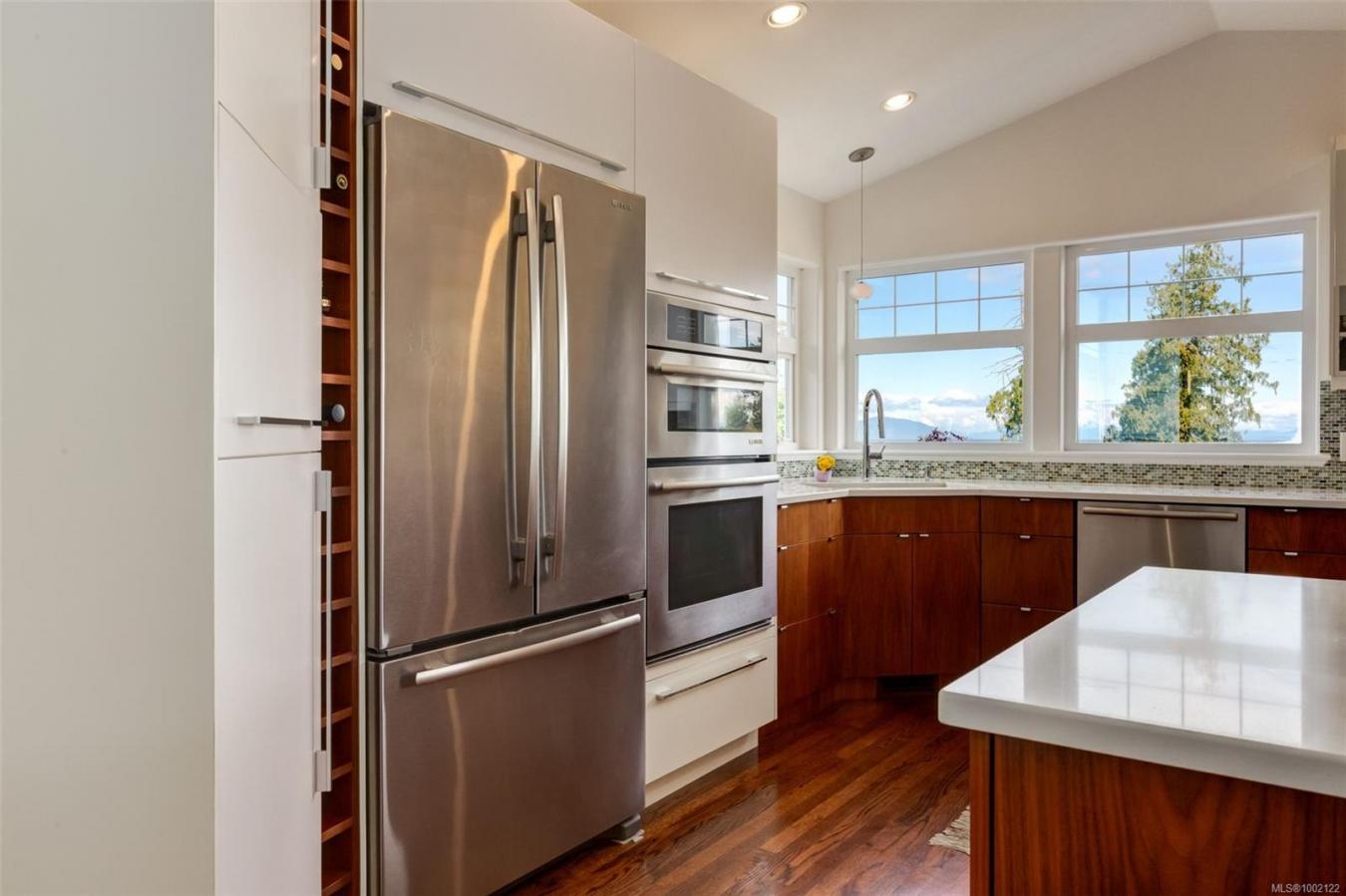 Nanaimo, BC, V9V 1R5, Canada, 5 Bedrooms Bedrooms, ,3 BathroomsBathrooms,Residential,For Sale,1858588
