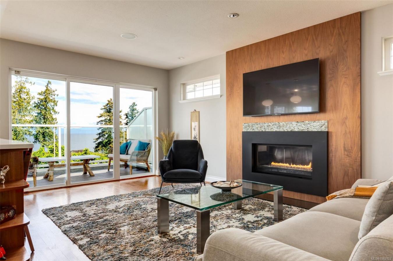 Nanaimo, BC, V9V 1R5, Canada, 5 Bedrooms Bedrooms, ,3 BathroomsBathrooms,Residential,For Sale,1858588