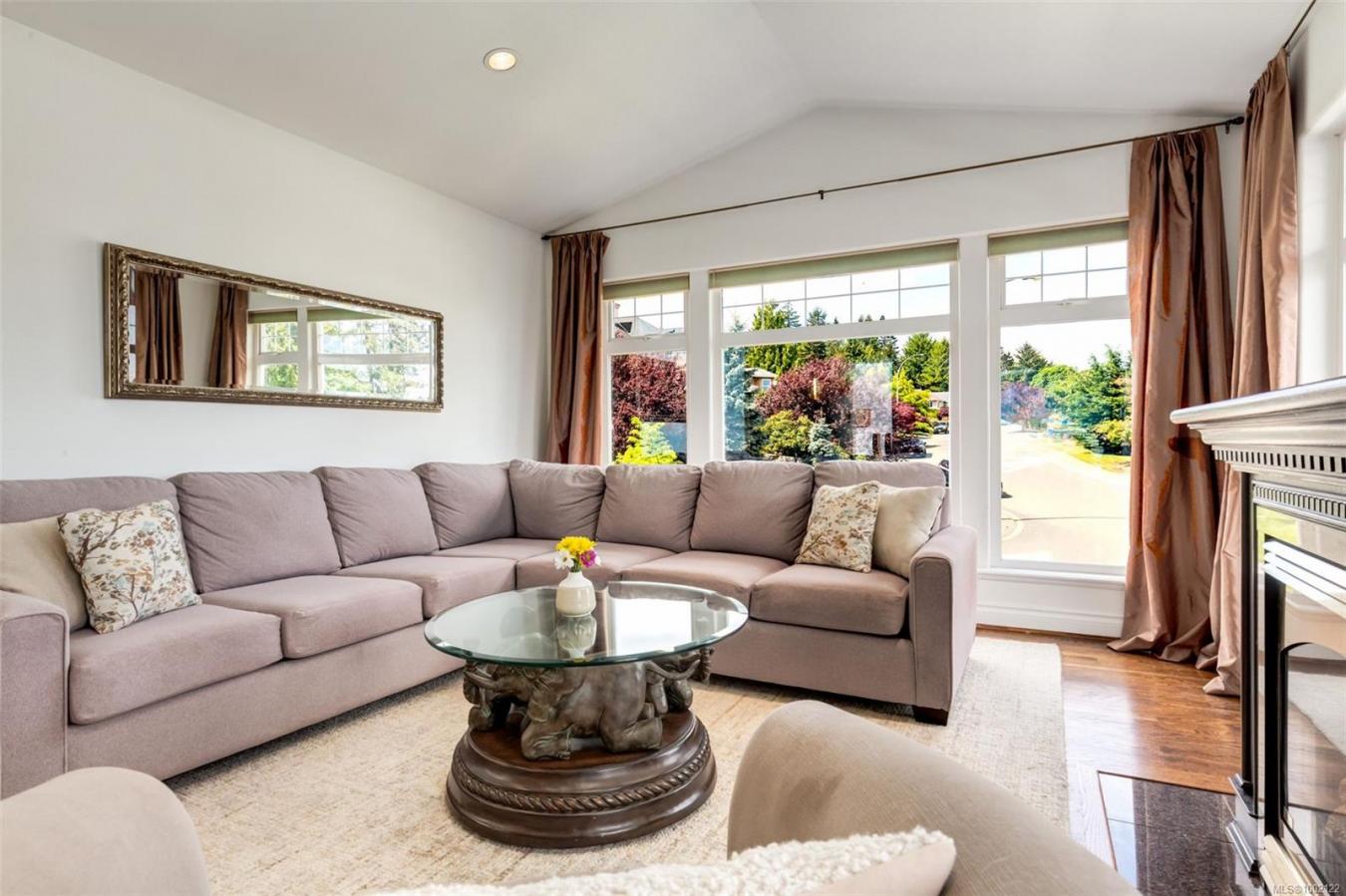 Nanaimo, BC, V9V 1R5, Canada, 5 Bedrooms Bedrooms, ,3 BathroomsBathrooms,Residential,For Sale,1858588