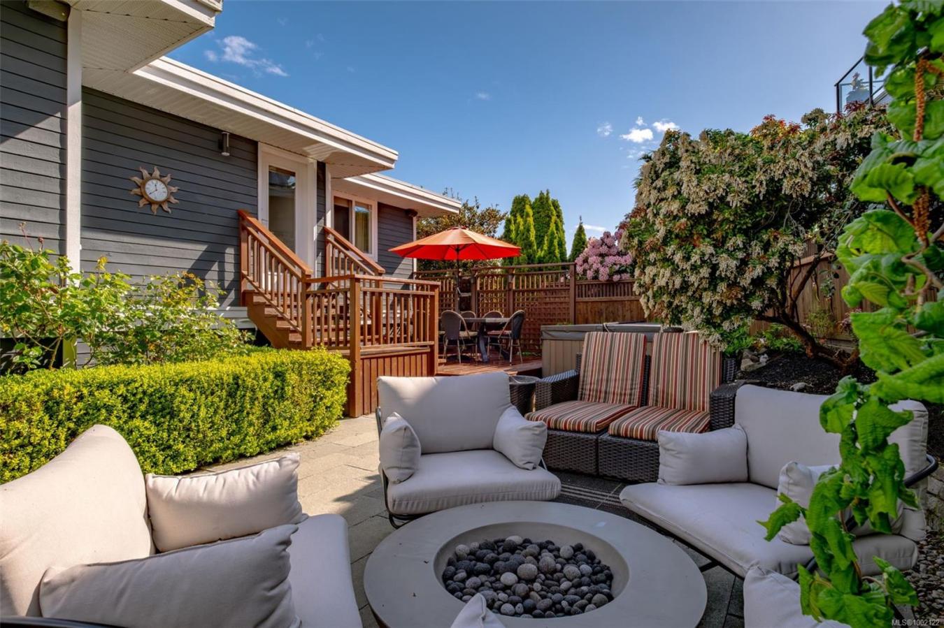 Nanaimo, BC, V9V 1R5, Canada, 5 Bedrooms Bedrooms, ,3 BathroomsBathrooms,Residential,For Sale,1858588