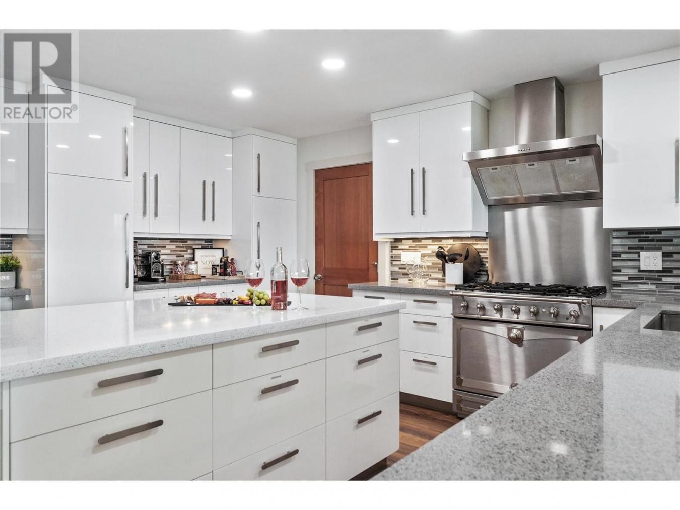 Naramata, BC, V0H 1N0, Canada, 6 Bedrooms Bedrooms, ,7 BathroomsBathrooms,Residential,For Sale,1858587