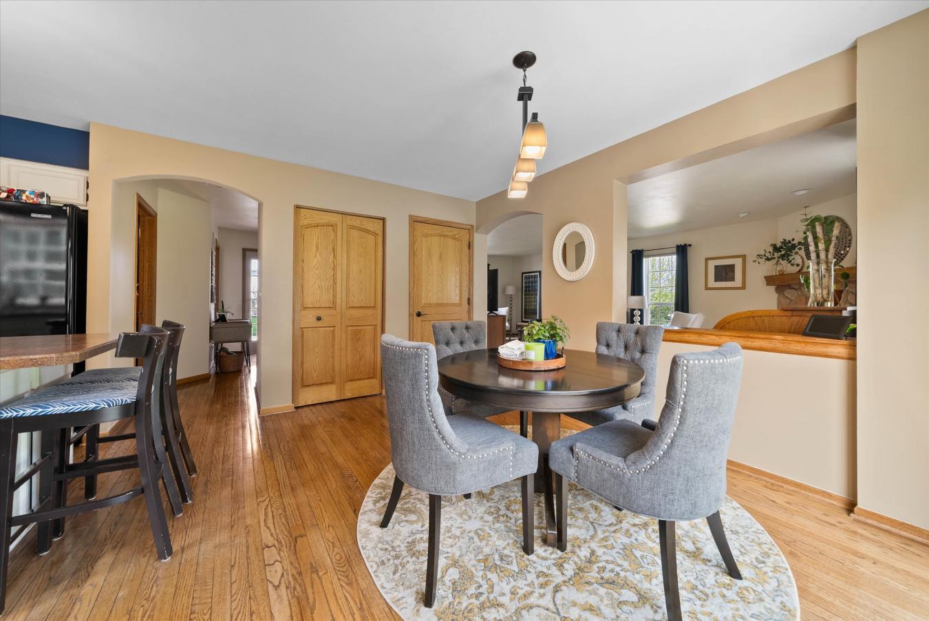 Port Washington, Ozaukee, 53074, United States, 4 Bedrooms Bedrooms, ,2 BathroomsBathrooms,Residential,For Sale,1844427