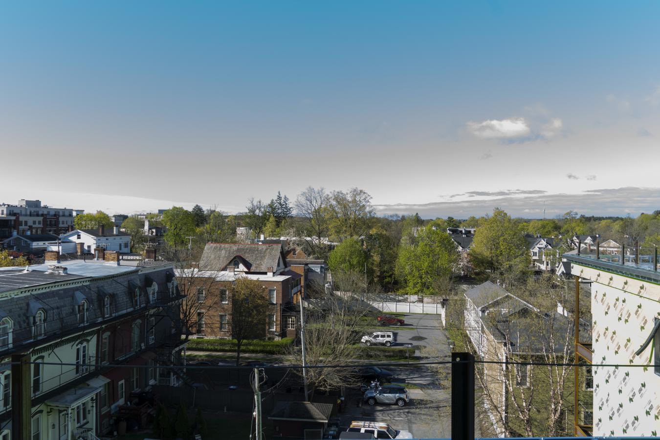 Saratoga Springs, Saratoga, 12866, United States, 2 Bedrooms Bedrooms, ,2 BathroomsBathrooms,Residential,For Sale,1844426