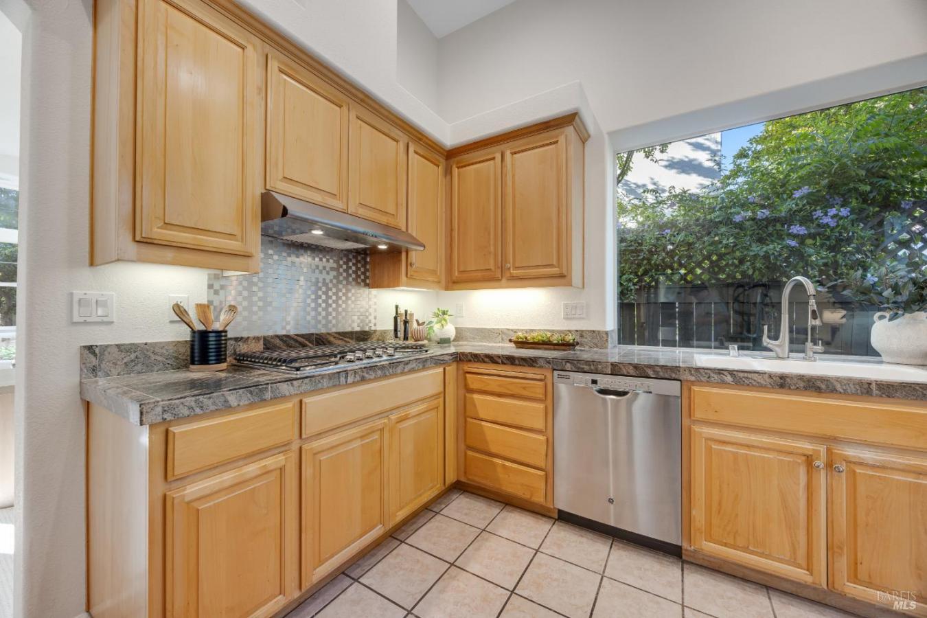 Petaluma, California, 94954, United States, 3 Bedrooms Bedrooms, ,2 BathroomsBathrooms,Residential,For Sale,1858582