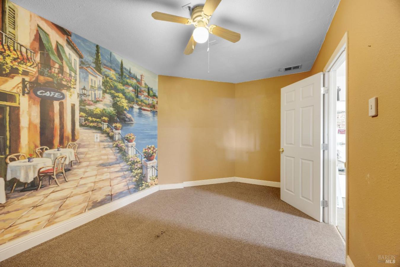 Petaluma, California, 94954, United States, 3 Bedrooms Bedrooms, ,2 BathroomsBathrooms,Residential,For Sale,1858582