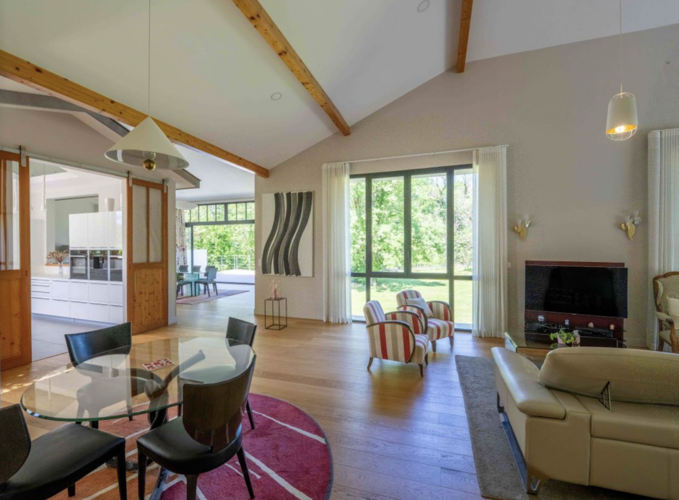 Quinsac, 33360, France, 8 Bedrooms Bedrooms, ,7 BathroomsBathrooms,Residential,For Sale,1858580