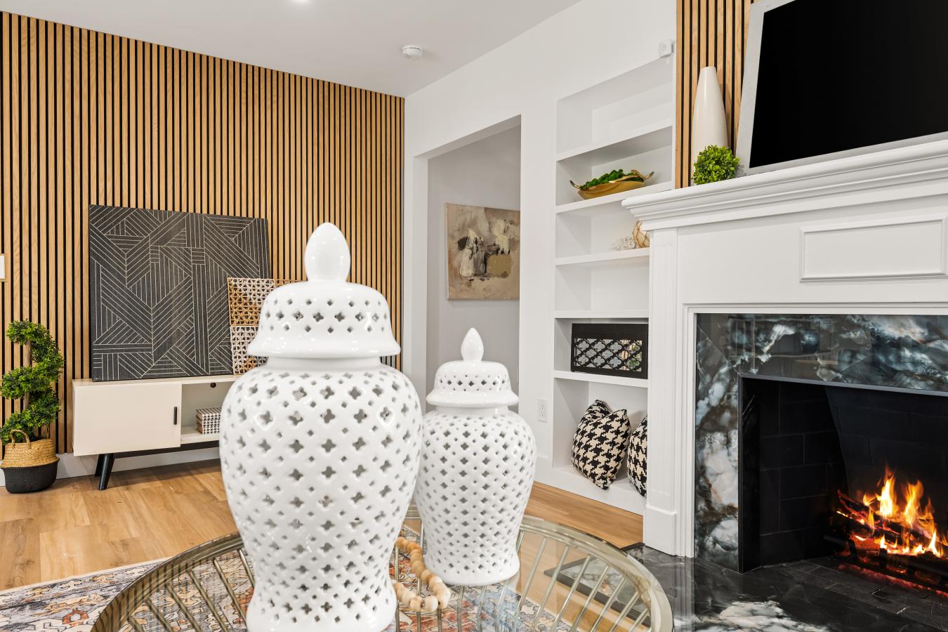 Los Angeles, Los Angeles, 90056, United States, 3 Bedrooms Bedrooms, ,2 BathroomsBathrooms,Residential,For Sale,1858571