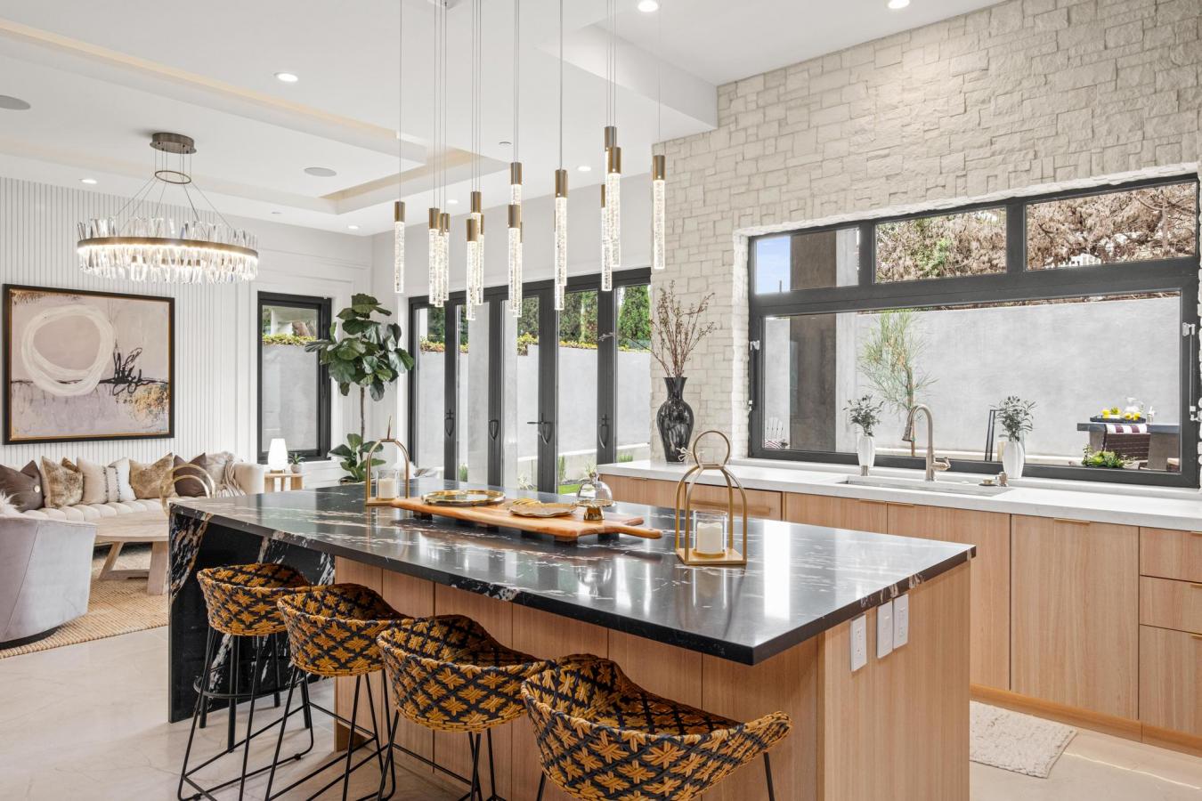 Manhattan Beach, California, 90266, United States, 4 Bedrooms Bedrooms, ,3 BathroomsBathrooms,Residential,For Sale,1858566