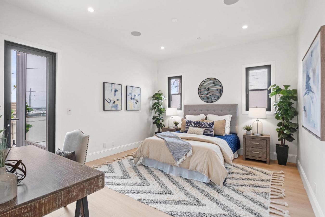 Manhattan Beach, California, 90266, United States, 4 Bedrooms Bedrooms, ,3 BathroomsBathrooms,Residential,For Sale,1858566