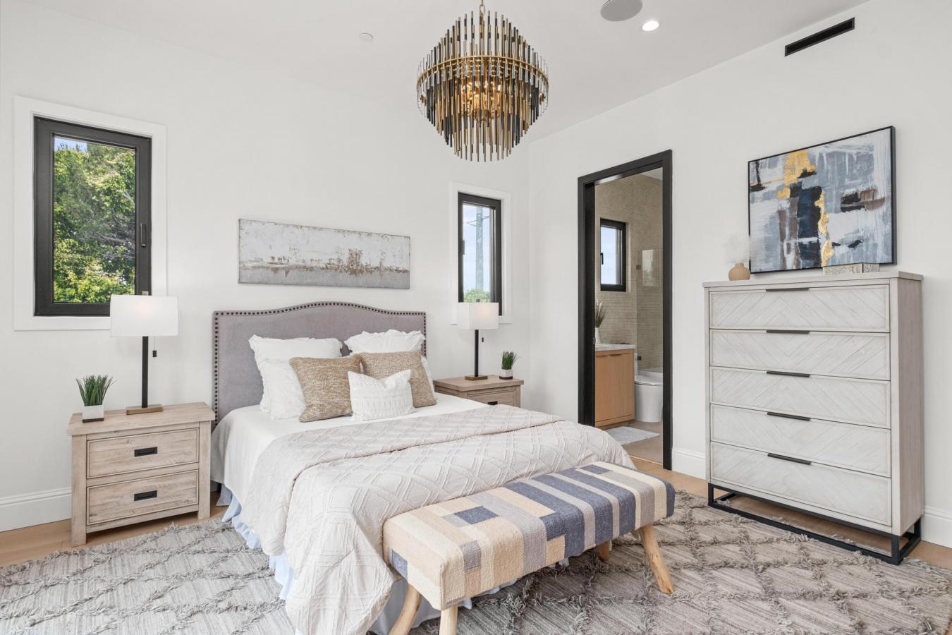 Manhattan Beach, California, 90266, United States, 4 Bedrooms Bedrooms, ,3 BathroomsBathrooms,Residential,For Sale,1858566