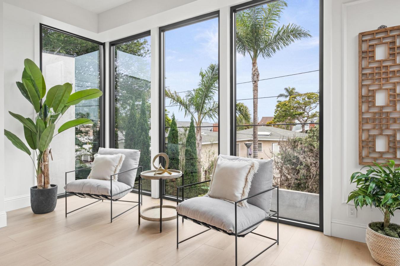 Manhattan Beach, California, 90266, United States, 4 Bedrooms Bedrooms, ,3 BathroomsBathrooms,Residential,For Sale,1858566