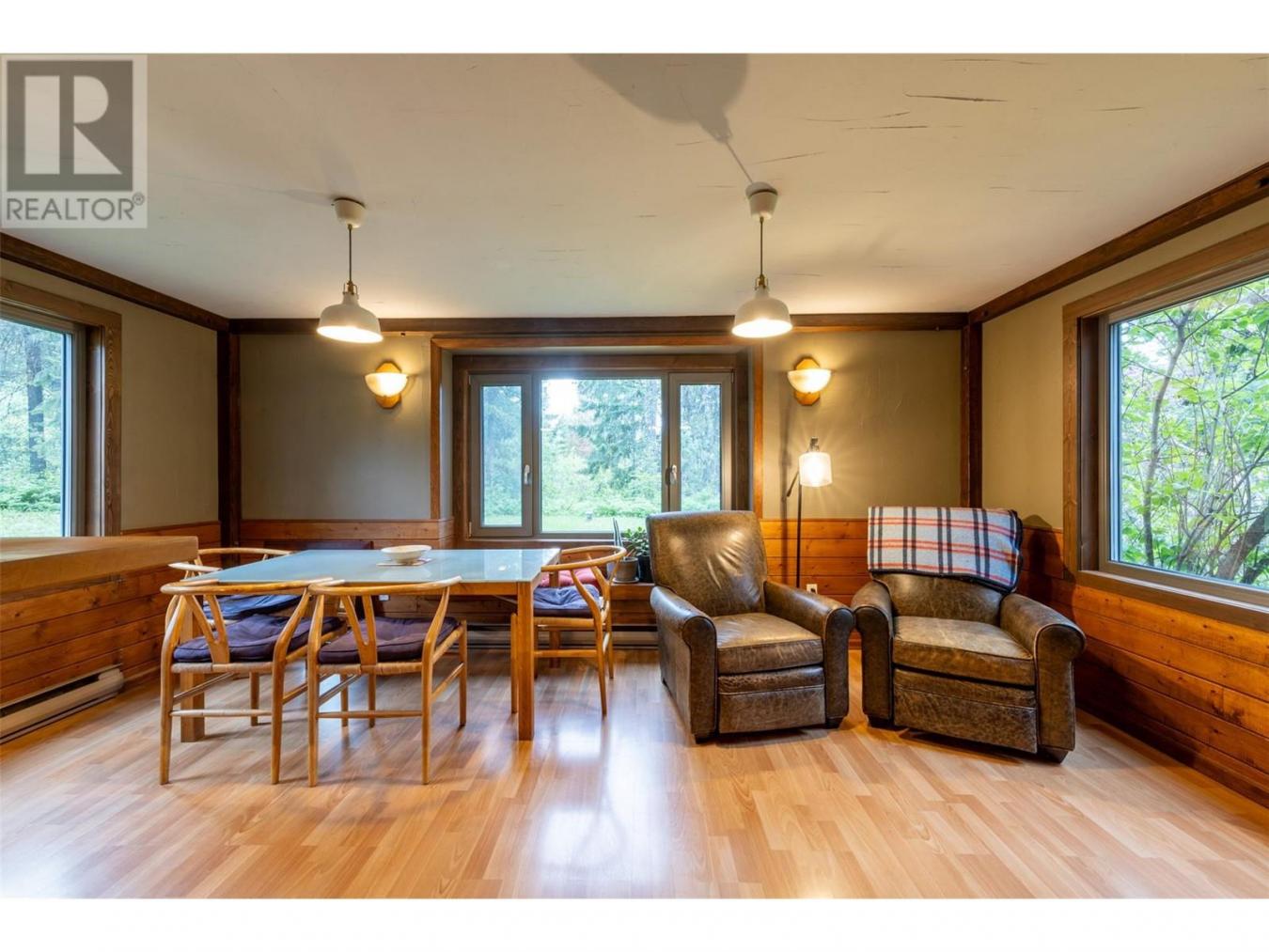 Golden, BC, V0A1H7, Canada, 3 Bedrooms Bedrooms, ,Residential,For Sale,1858562