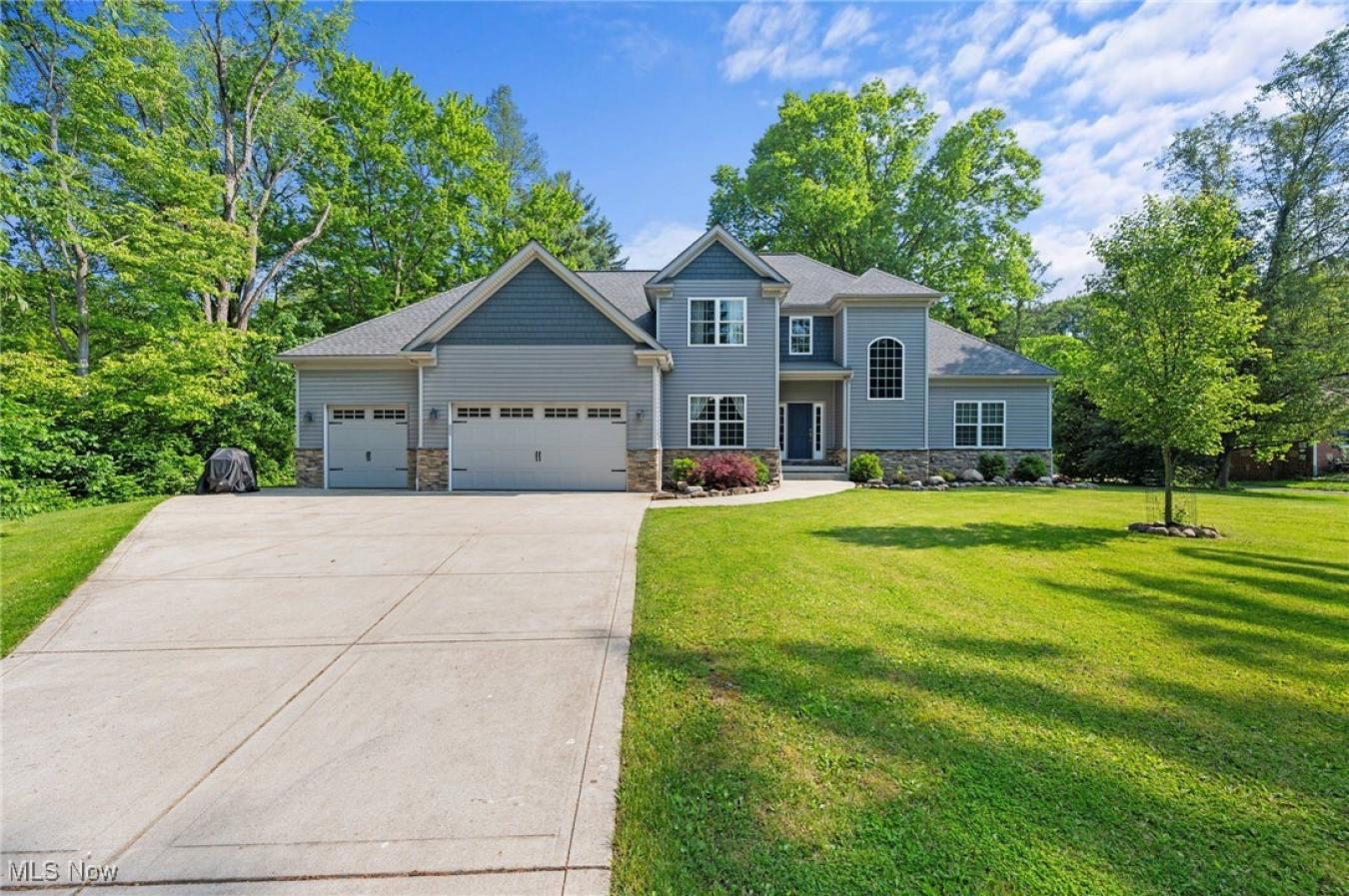 Brecksville, Ohio, 44141, United States, 4 Bedrooms Bedrooms, ,3 BathroomsBathrooms,Residential,For Sale,1858559 Brecksville, Ohio, 44141, United States, 4 Bedrooms Bedrooms, ,3 BathroomsBathrooms,Residential,For Sale,1858559