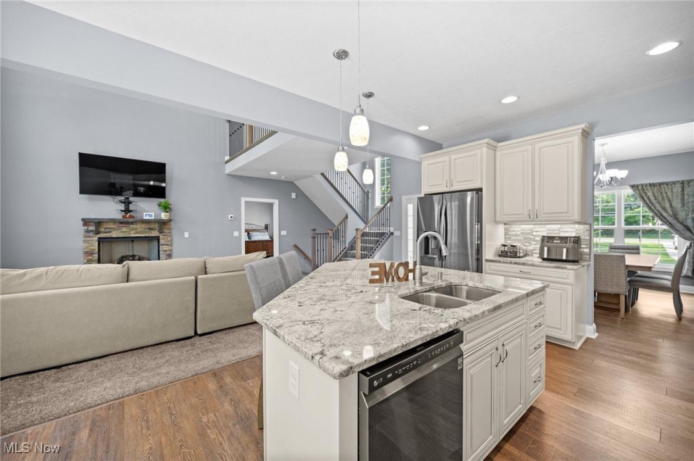 Brecksville, Ohio, 44141, United States, 4 Bedrooms Bedrooms, ,3 BathroomsBathrooms,Residential,For Sale,1858559