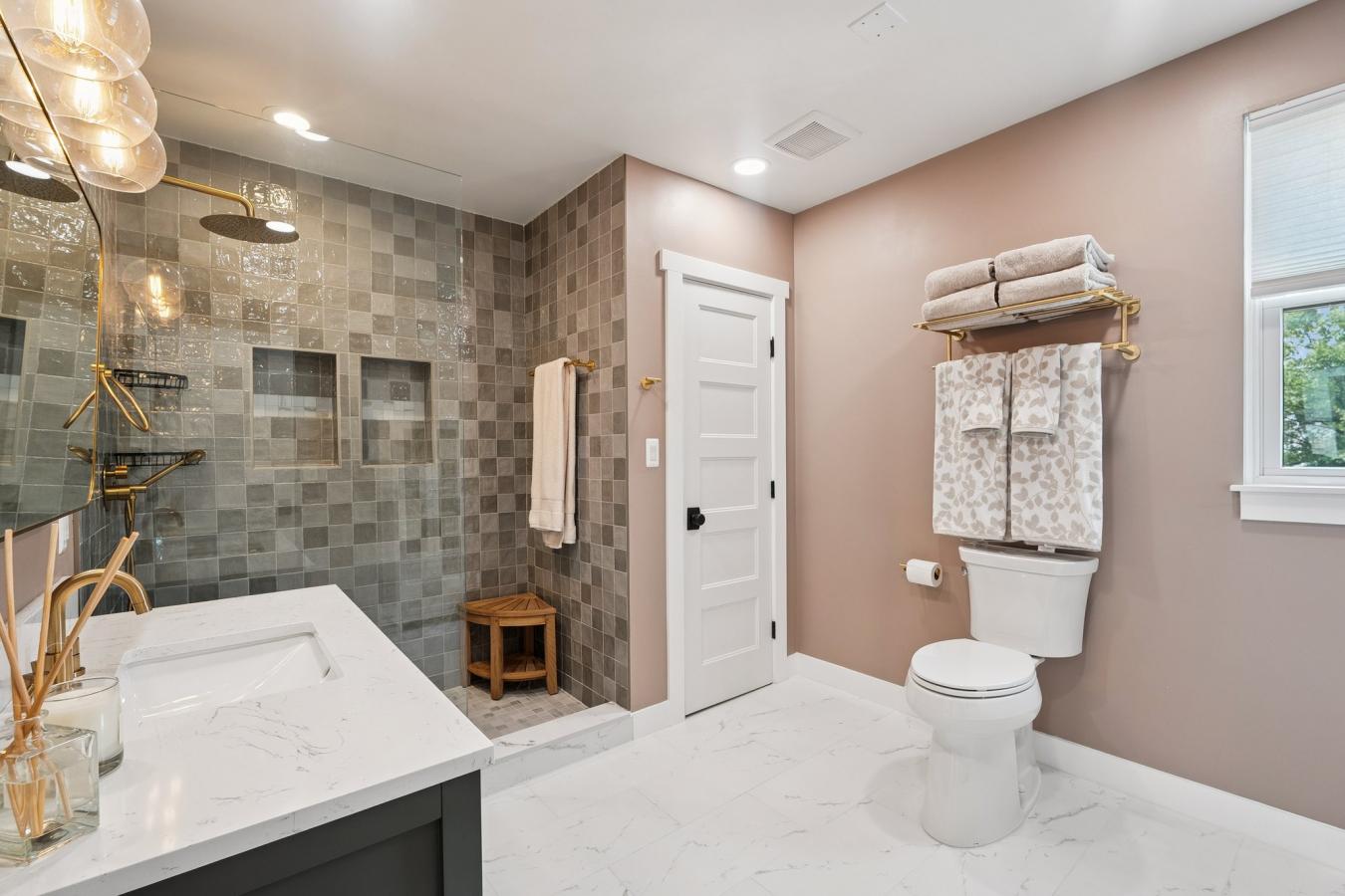 ARLINGTON, ARLINGTON, 22201, United States, 6 Bedrooms Bedrooms, ,6 BathroomsBathrooms,Residential,For Sale,1858558