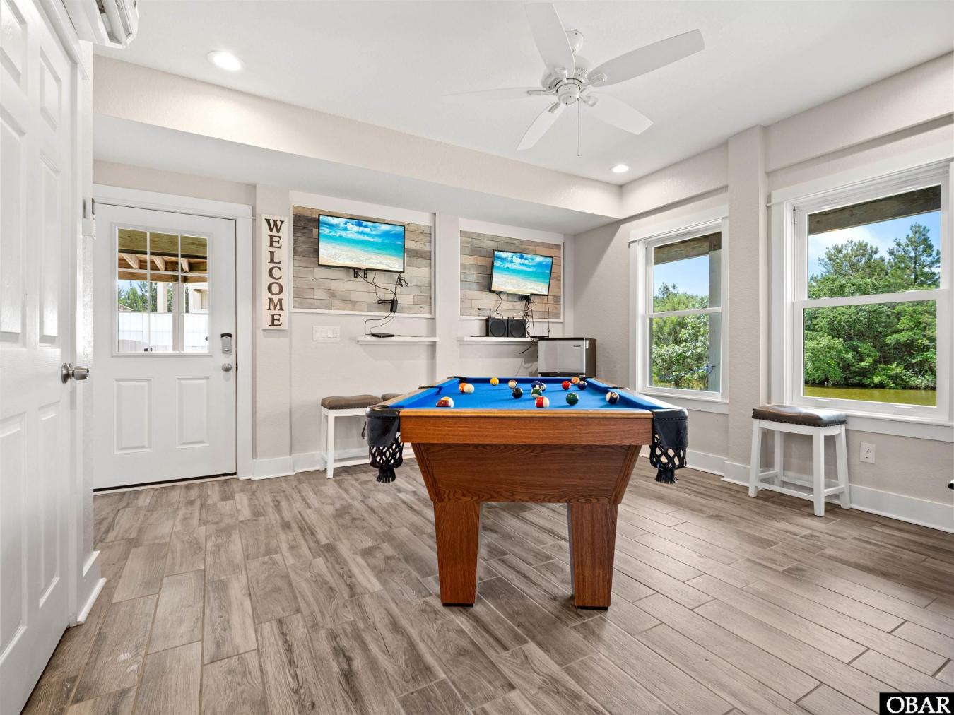 Corolla, North Carolina, 27927, United States, 6 Bedrooms Bedrooms, ,5 BathroomsBathrooms,Residential,For Sale,1858555