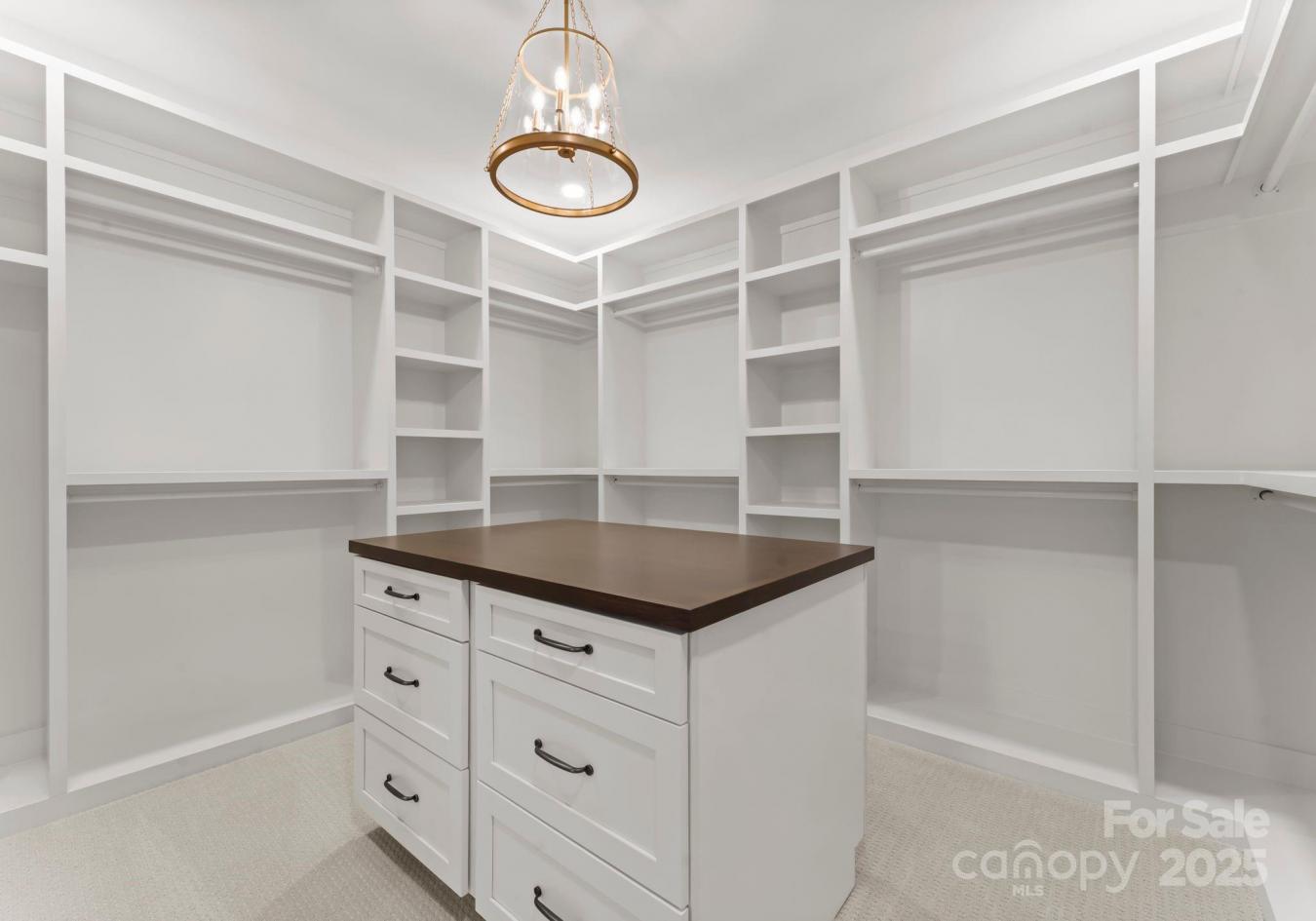 Norwood, North Carolina, 28128, United States, 5 Bedrooms Bedrooms, ,4 BathroomsBathrooms,Residential,For Sale,1858554