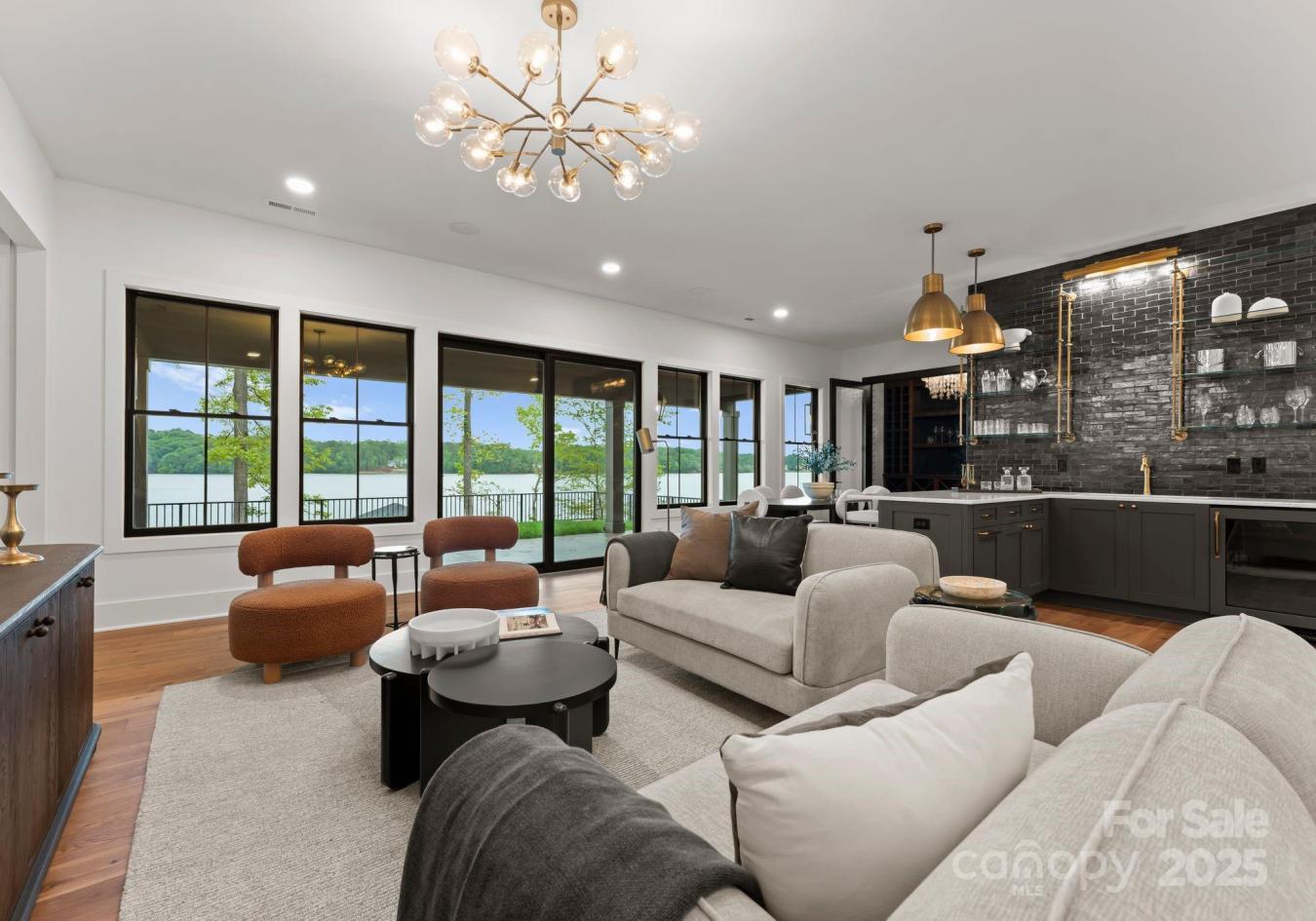 Norwood, North Carolina, 28128, United States, 5 Bedrooms Bedrooms, ,4 BathroomsBathrooms,Residential,For Sale,1858554