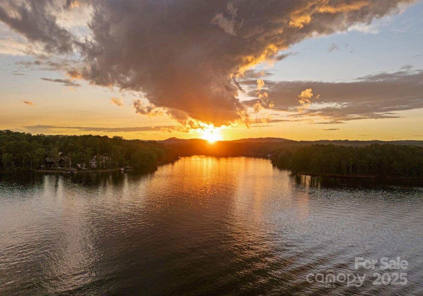 Norwood, North Carolina, 28128, United States, 5 Bedrooms Bedrooms, ,4 BathroomsBathrooms,Residential,For Sale,1858554