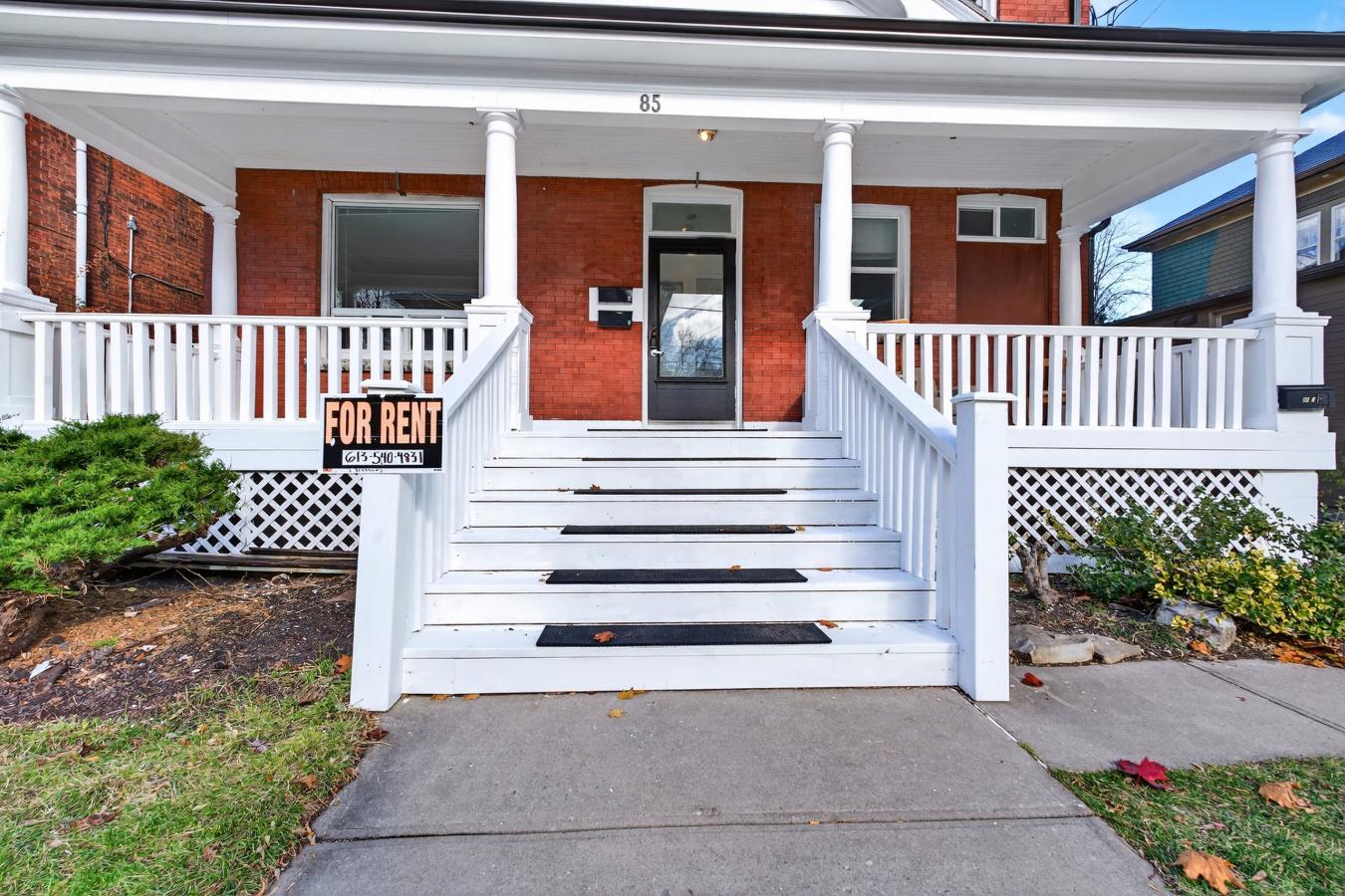 Kingston, Frontenac, K7L 2C6, Canada, 10 Bedrooms Bedrooms, ,4 BathroomsBathrooms,Residential,For Sale,1858550