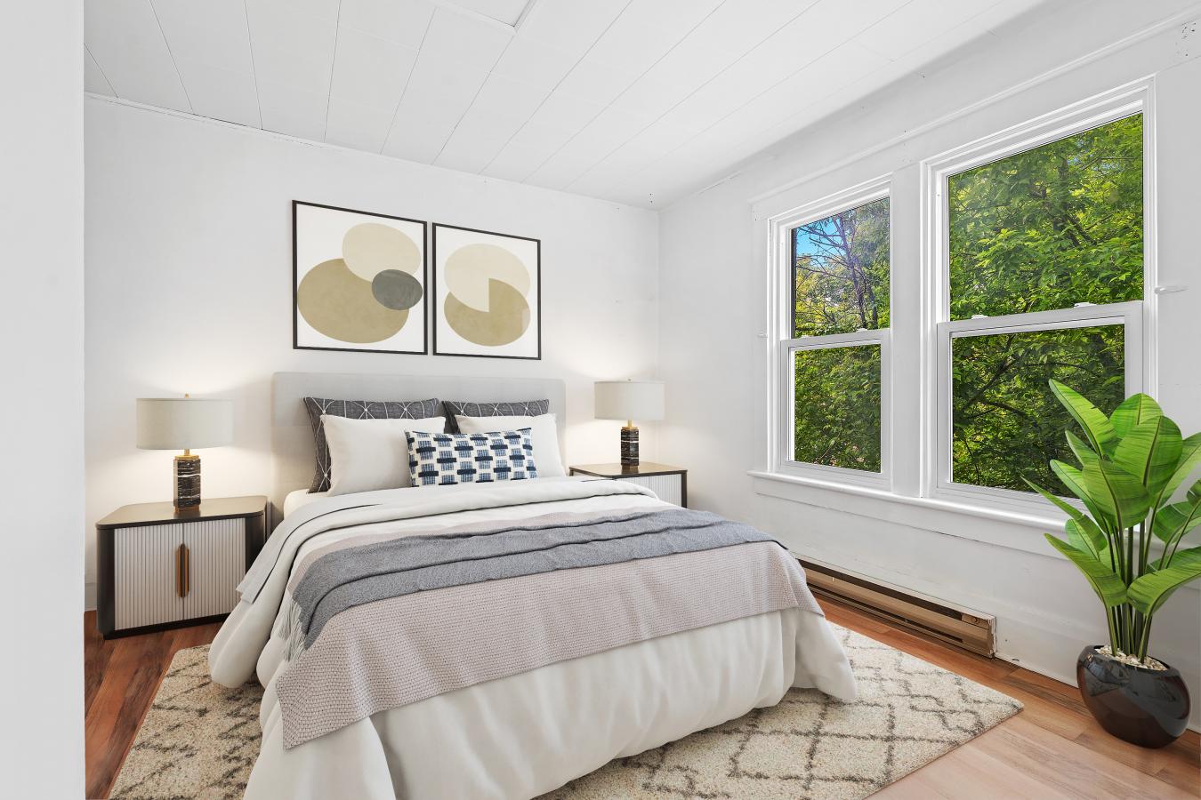 Kingston, Frontenac, K7L 2C6, Canada, 10 Bedrooms Bedrooms, ,4 BathroomsBathrooms,Residential,For Sale,1858550