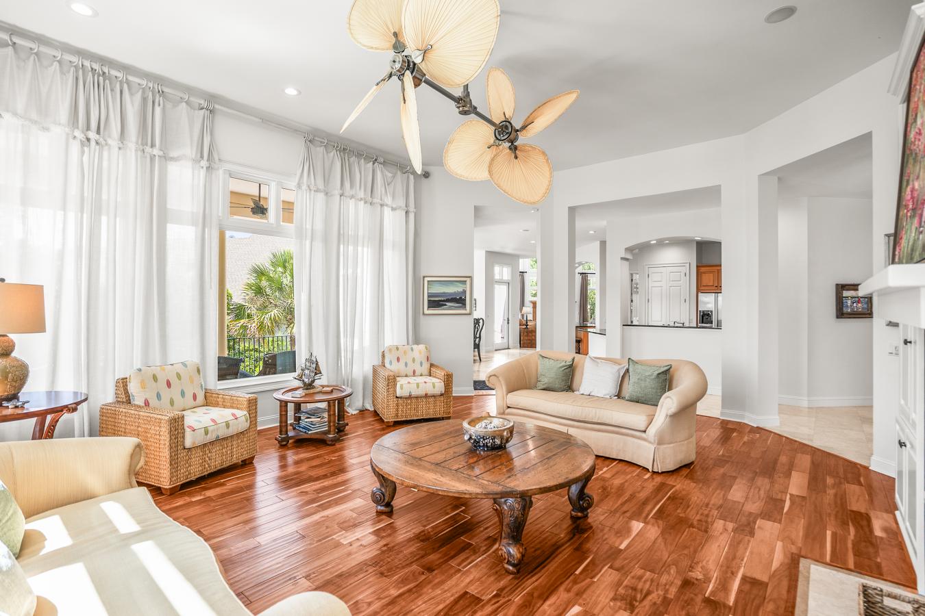 Hilton Head, Beaufort, 29928, United States, 6 Bedrooms Bedrooms, ,7 BathroomsBathrooms,Residential,For Sale,1858549