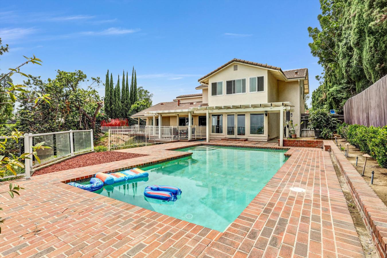 South Pasadena, Los Angeles, 91030, United States, 4 Bedrooms Bedrooms, ,3 BathroomsBathrooms,Residential,For Sale,1844410