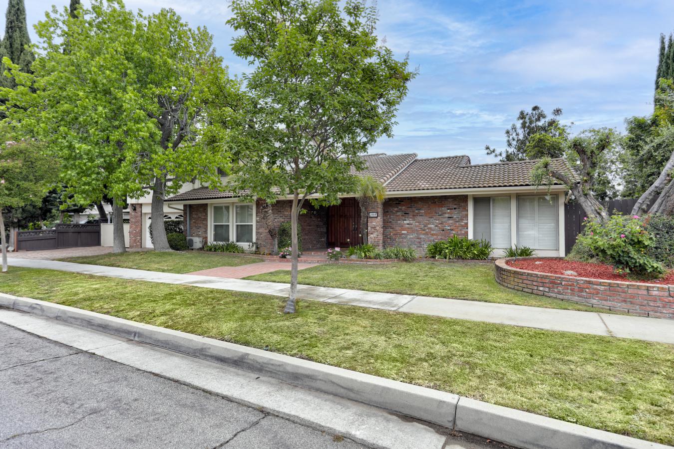 South Pasadena, Los Angeles, 91030, United States, 4 Bedrooms Bedrooms, ,3 BathroomsBathrooms,Residential,For Sale,1844410