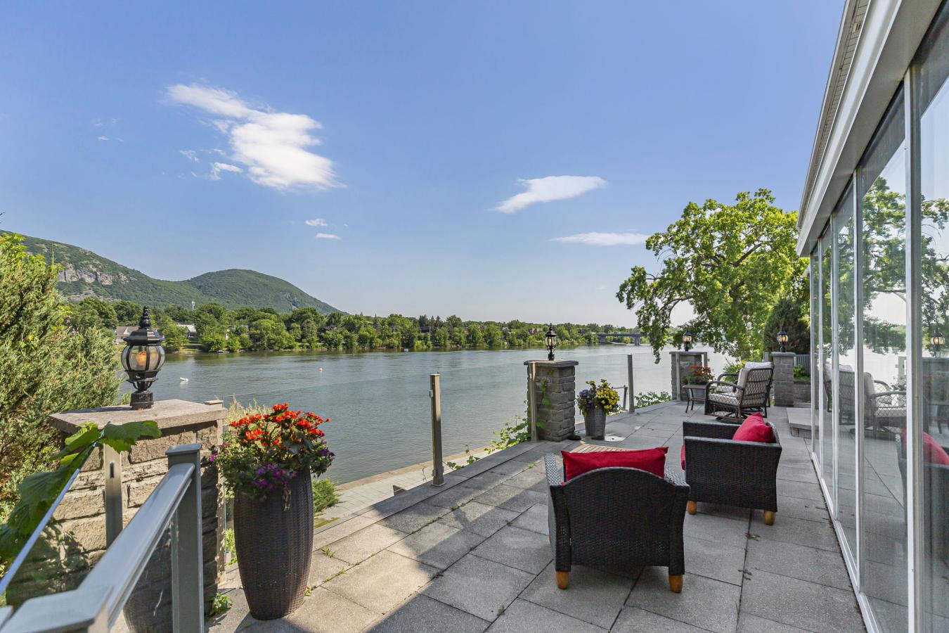 Vieux-Beloeil, Monteregie, J3G4P8, Canada, 4 Bedrooms Bedrooms, ,3 BathroomsBathrooms,Residential,For Sale,1889268