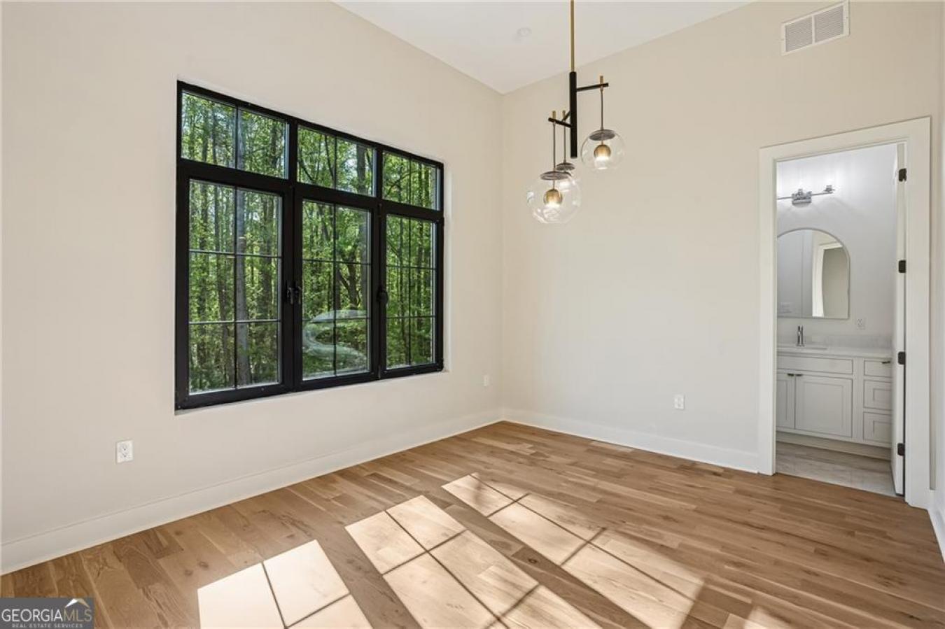 Alpharetta, Georgia, 30004, United States, 7 Bedrooms Bedrooms, ,7 BathroomsBathrooms,Residential,For Sale,1858536