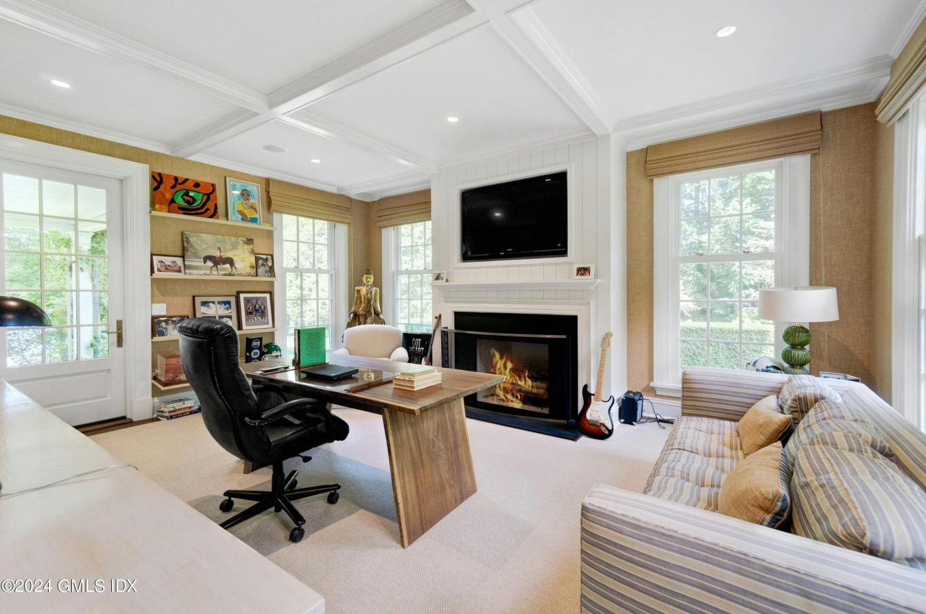 Greenwich, Connecticut, 06831, United States, 7 Bedrooms Bedrooms, ,7 BathroomsBathrooms,Residential,For Sale,1844404